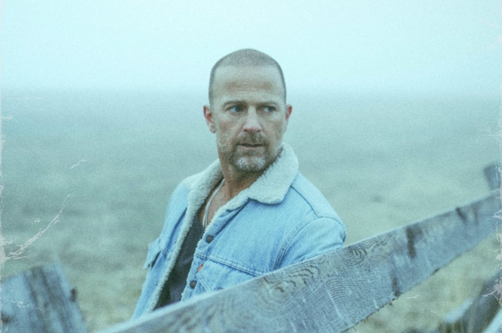 Kip Moore - Solitary Tracks