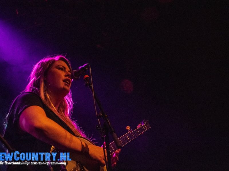 09 The Local Honeys 09 The Local Honeys