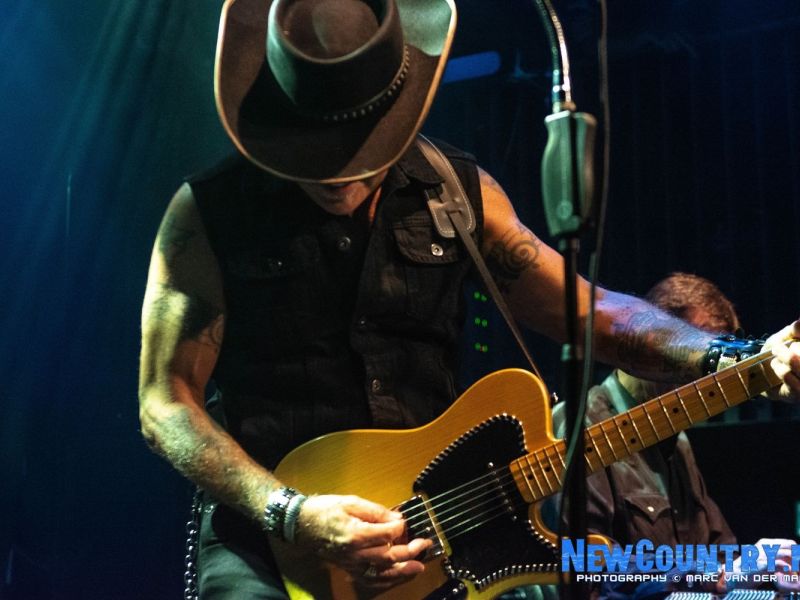 dale watson maurice van hoek   dale watson maurice van hoek