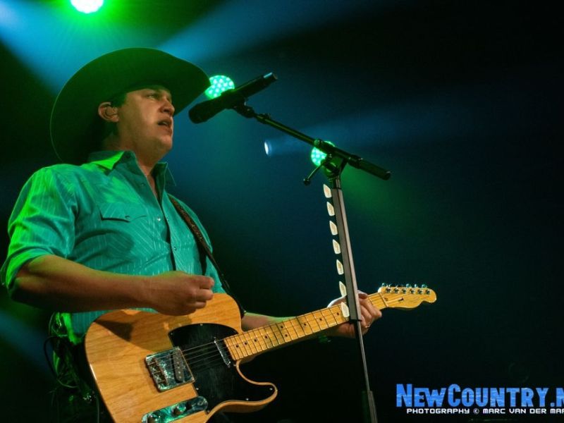 jon pardi melkweg   jon pardi melkweg