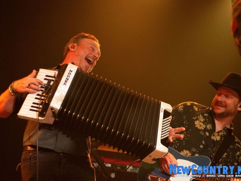 jon pardi melkweg   jon pardi melkweg