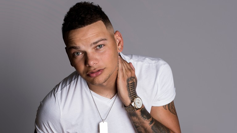 Kane Brown met “Worldwide Beautiful”