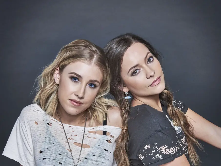 Maddie & Tae