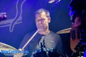 32 Copperhead County