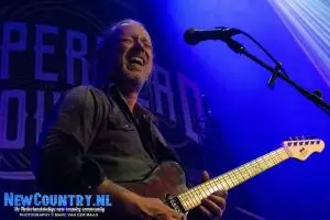 28 Copperhead County