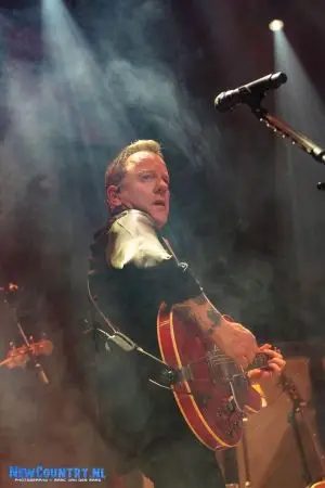 24 kiefer sutherland tivoli