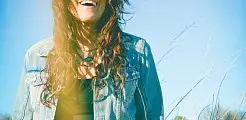 Jo Dee Messina keert terug met album ‘Bridges’ en single Jo Dee Messina