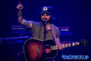 02.restless road melkweg