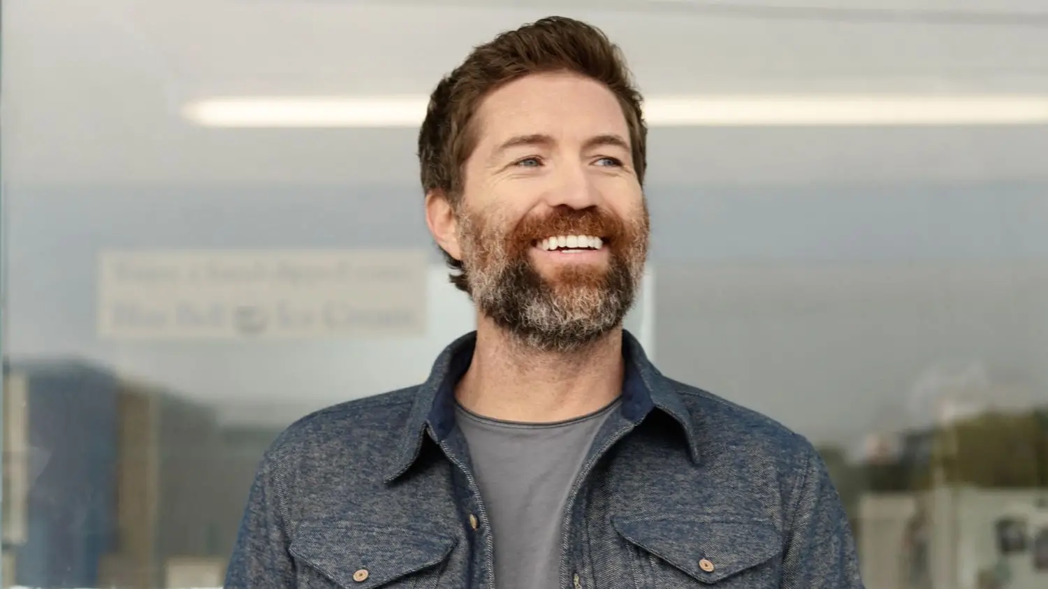Josh Turner in gesprek met Chris Stapleton over &ldquo;Your Man&rdquo;