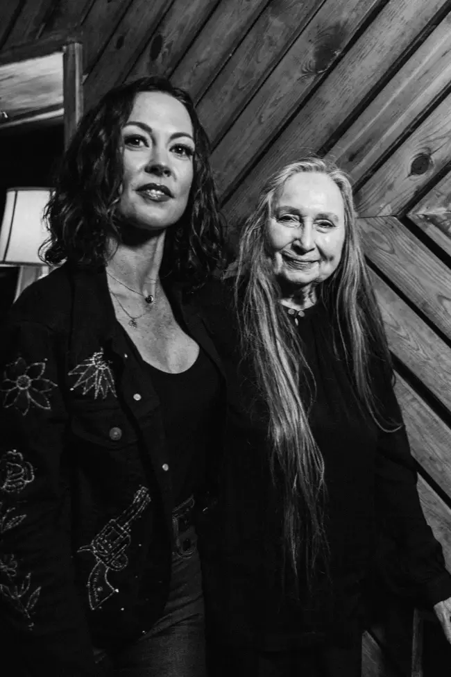 Amanda Shires en Bobbie Nelson