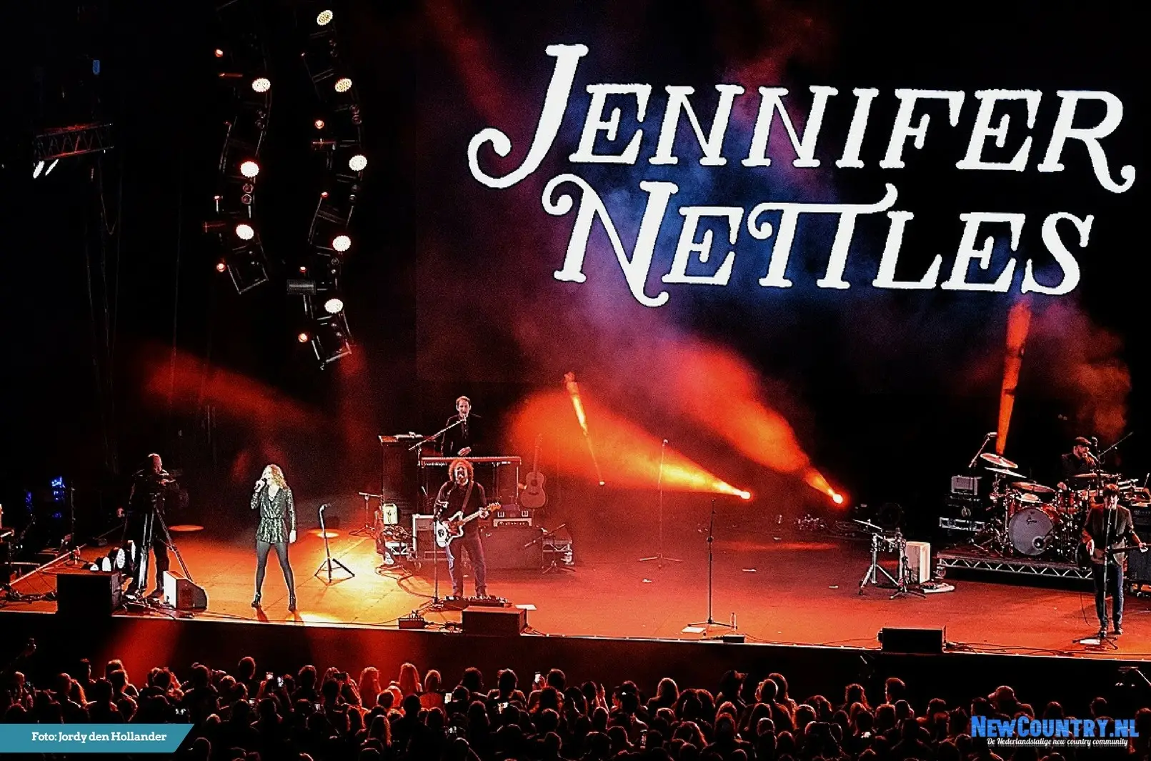 Jennifer Nettles - Country 2 Country