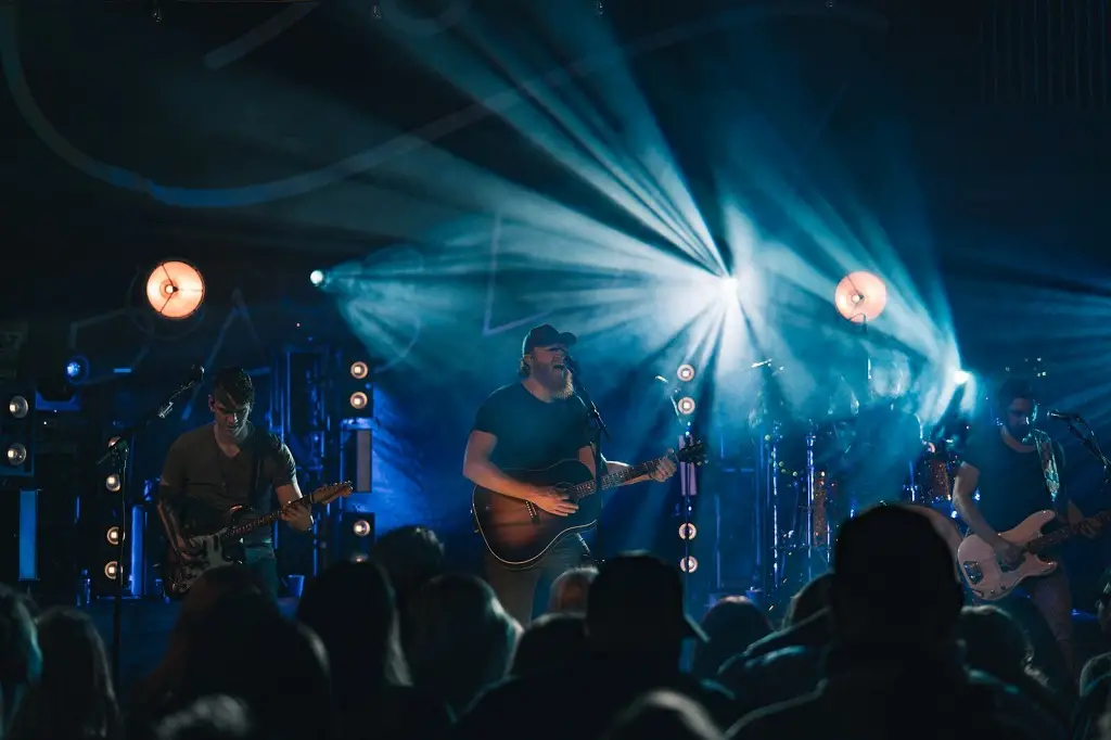 Eric Paslay Live