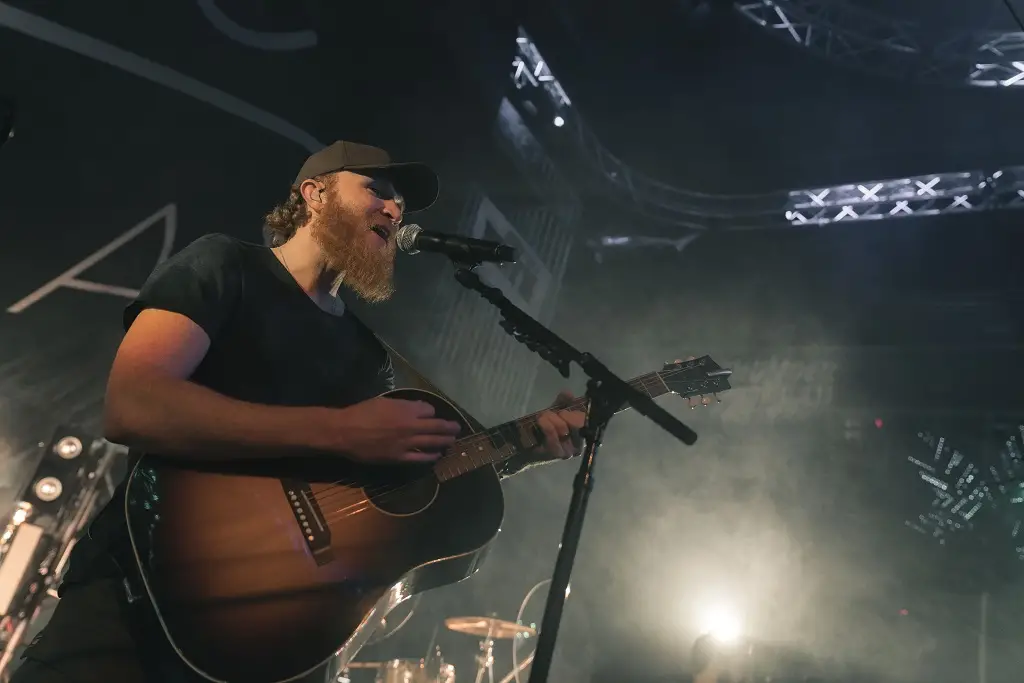 Eric Paslay Live